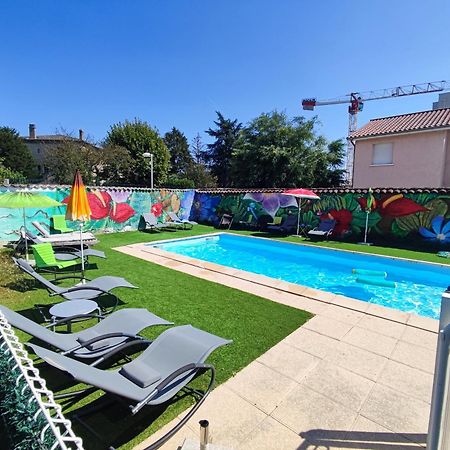 Moodz Hotel Vienne Pont-Eveque Ngoại thất bức ảnh