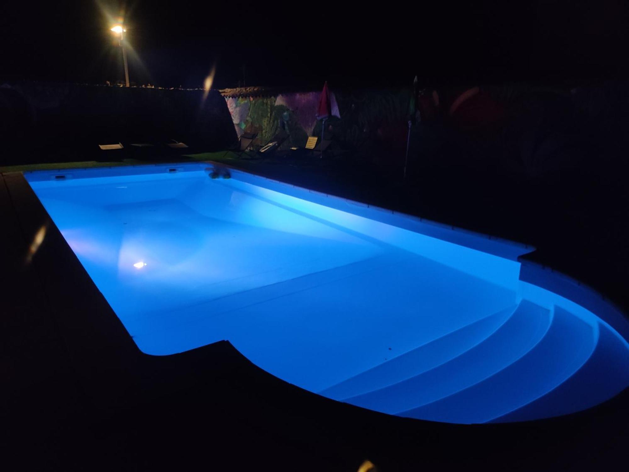 Moodz Hotel Vienne Pont-Eveque Ngoại thất bức ảnh