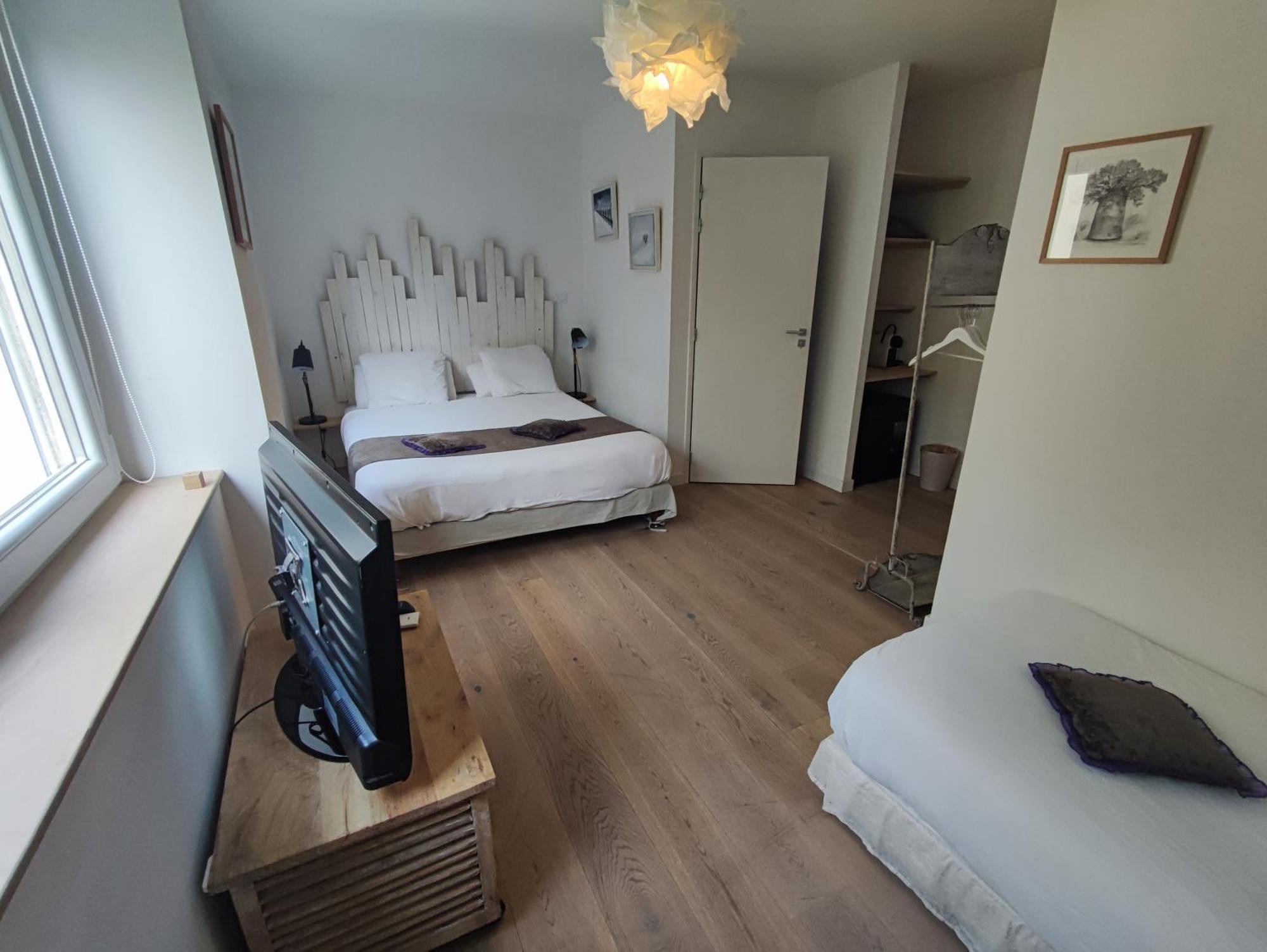Moodz Hotel Vienne Pont-Eveque Ngoại thất bức ảnh