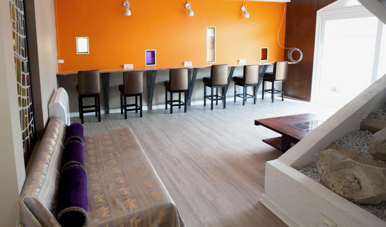 Moodz Hotel Vienne Pont-Eveque Ngoại thất bức ảnh